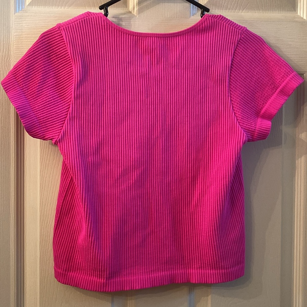 Hot Kiss Y2K Fuchsia Ribbed Tee - Picture 7 of 9